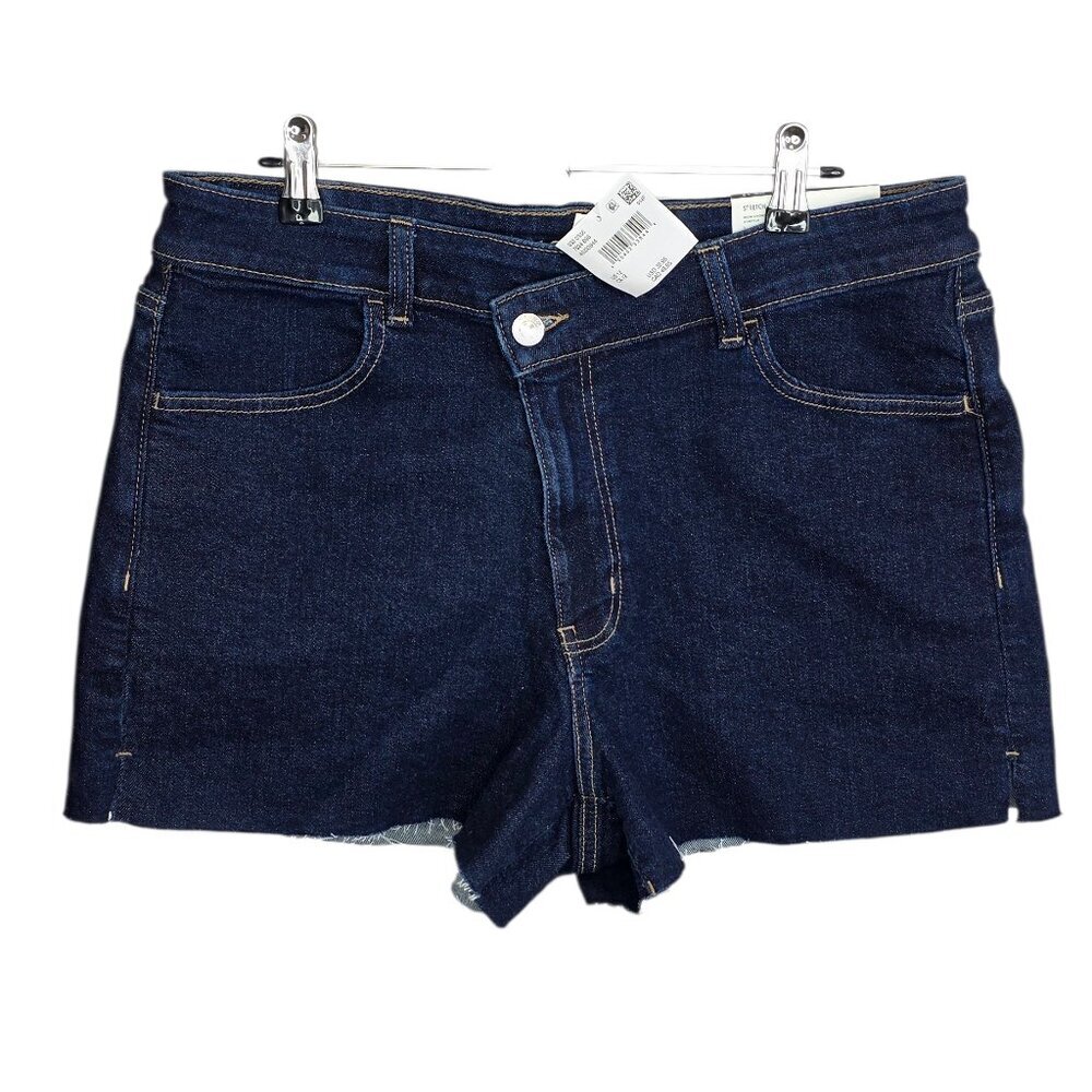 American Eagle Mom Short, Super High Rise, Cross Waist, Blue Denim, Size 12